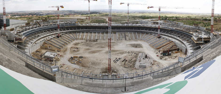Vista panorámica del estado de las obras del Nuevo Estadio desde la grada superior
